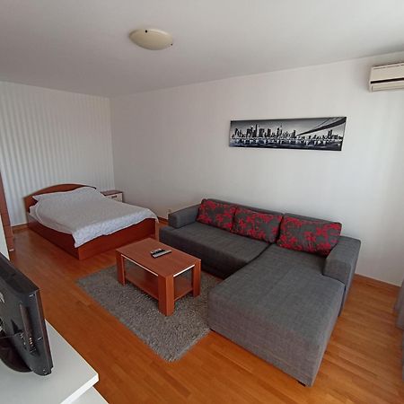 Apartment Tifani Belville Белград Екстер'єр фото
